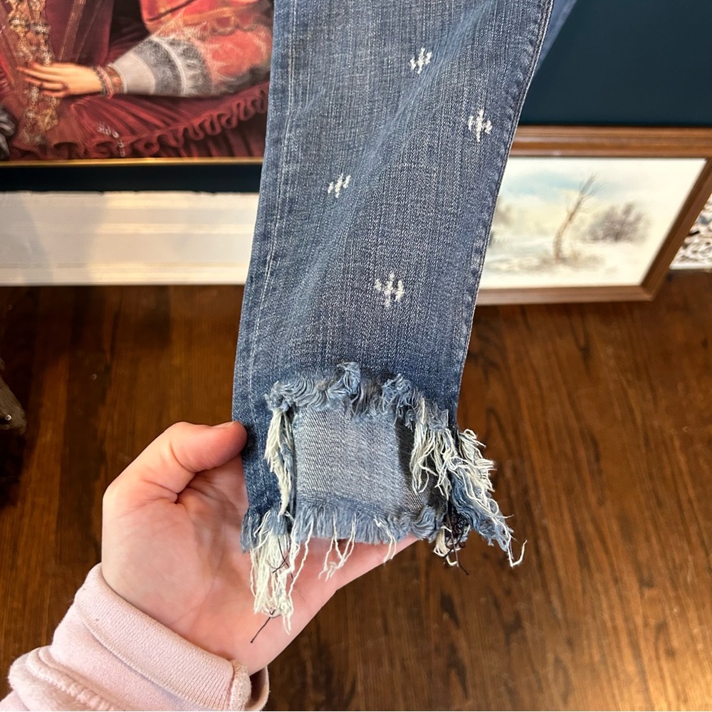 Express Distress Ankle legging mid ride jeans - Picture 3 of 7